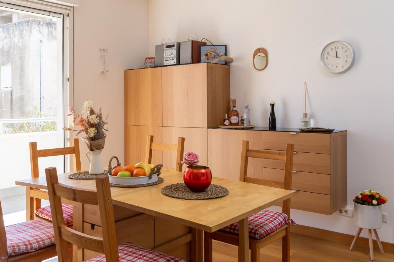 Modern Apt With Terrace 4 Min Walk To The Beach Split Exterior photo